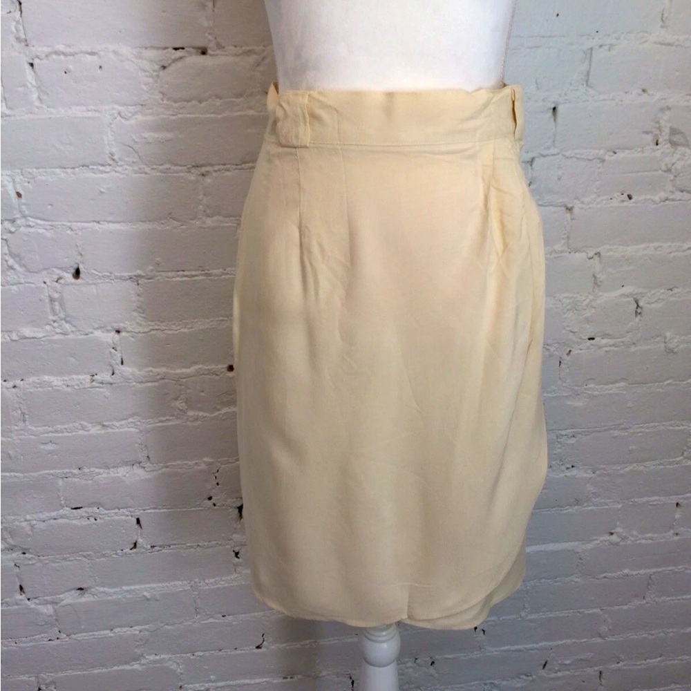 Calvin Klein vtg 90s wrap skirt lightweight cream size 6